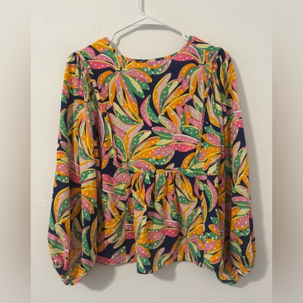 MICHELLE MCDOWELL Vivey Top In Going Bananas Flowy Tiered Novelty NWT Small - Picture 2 of 10